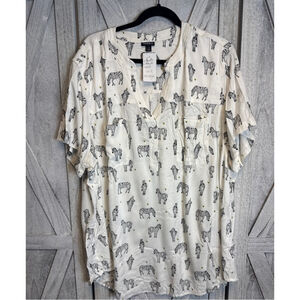 Women's TORRID Blouse Plus 4X White Black Zebra Print